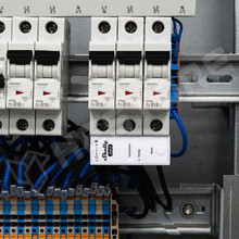 SHELLY-3EM63T-R3 / Shelly 3EM-63T Gen3 okos Wi-Fi-s, kismegszakítóra szerelhető három fázisú fogyasztásmérő (FG3800235261941 / SHELLY)