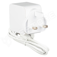RPI-PSU-45W-WH-UK / Raspberry Pi tápegység, PD, 45W, USB-C, 1.5m, fehér, UK dugó, brit BS 1363 szabványú Type-G dugvillával (SC1730 / RASPBERRY-PI)