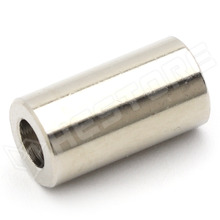 DR318/4.3X15 / Távtartó hüvely, hengeres, nikkelezett sárgaréz, belső: Ø4.3mm, külső: Ø8mm, hossz: 15mm (318/4.3X15 / DREMEC)